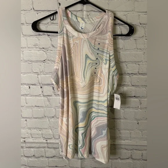 NWT Old Navy Marble Swirl Sleeveless Tank Top Size Medium - Picture 1 of 3